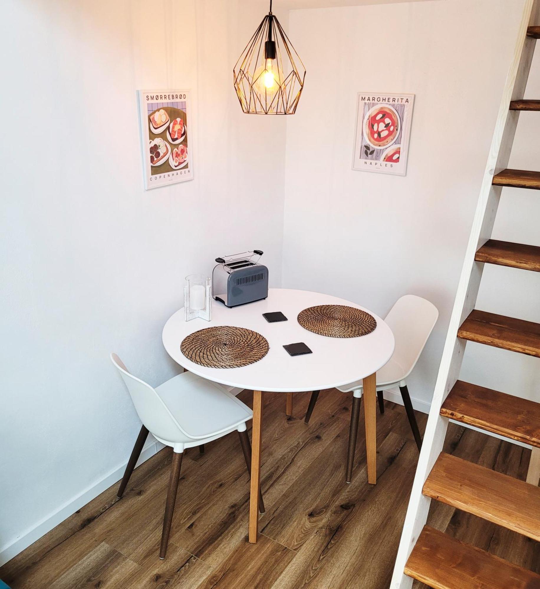 Modernes 1-Zimmer-Apartment Mit Galerie-Schlafkoje Im Skandinavischen Stil Ostenfeld  Dış mekan fotoğraf